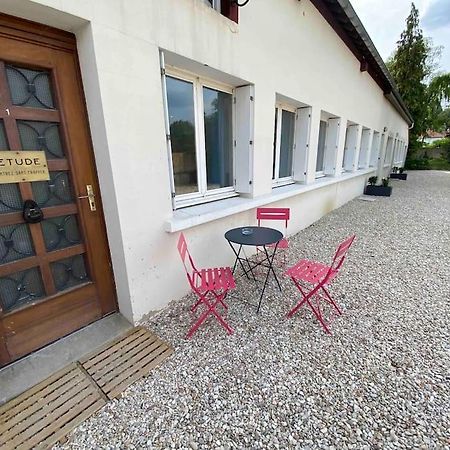 Appartement Familial, 2 Chambres, En Rdc Sur Cour サン・フロランタン エクステリア 写真